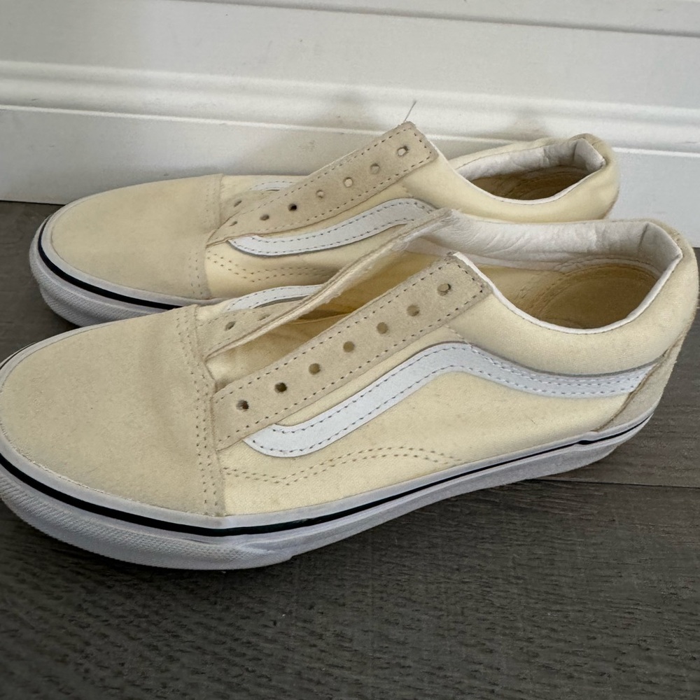Vans Old Skool Classic sneakers cream colorway Size 3.5